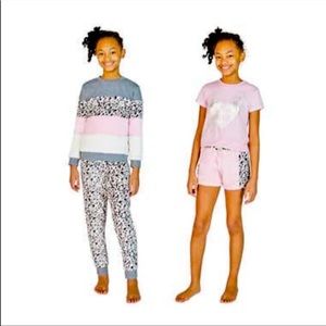BCBG girls sleepwear set of 4 medium size(10/12)